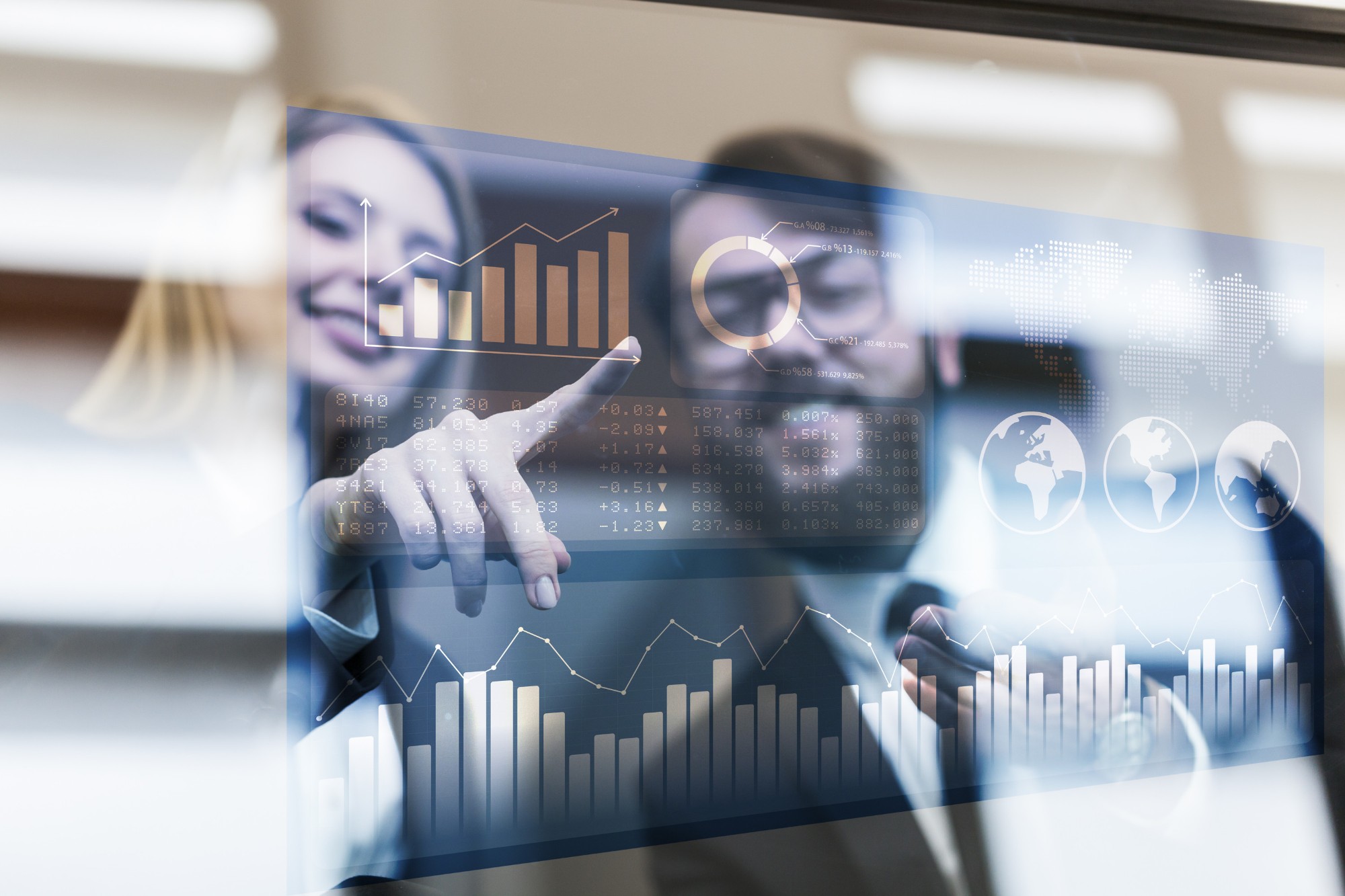 5 global technological trends that will impact business and manufacturing.